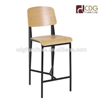 Commercial Loft Style High Bar Chair With Steel Frame , Tall Bar Chair With Wooden Seating , Restaurant Coffee Cake Bakery Chair